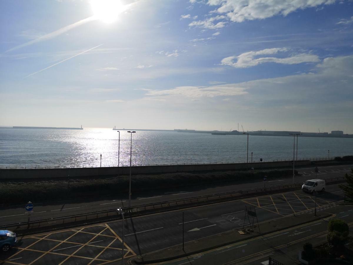 Whole Flat Next To Dover Port With Parking Esterno foto